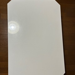 折りたたみテーブルの画像