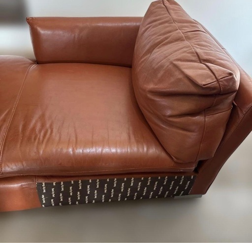 アクタス本革ソファfive by five (ニコ) 武庫之荘のソファ《オットマン