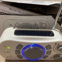 🌈✨0円✨【手回し＆ソーラー充電🌞防災ラジオ📻LEDライト】  🌼“組み立て好きさん大歓迎”🌼もう一度“授業の体験”を味わえるホワイトラジオ🤍の画像
