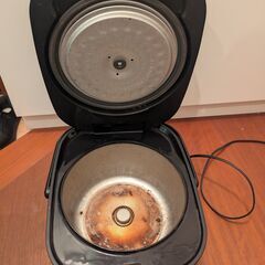 アイリスオーヤマ炊飯器の画像