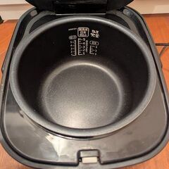 アイリスオーヤマ炊飯器の画像