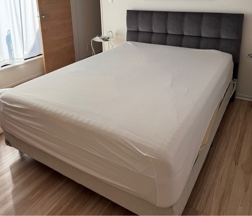 大塚家具屋 クイーン ベッド マットレスとフレーム付き (O371924) 渋谷