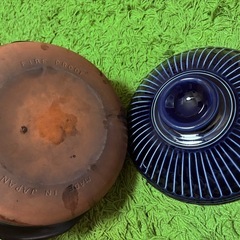 🍲✨特価500円✨【萬古焼＊菊花模様の直火土鍋🤍25cm】  日本製・直火OK・電子レンジOK・オーブンOK🌼  ご飯も煮物もふっくら美味しく♡インテリアにも映えるおしゃれ土鍋ですの画像