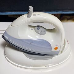 M661 NITORI コードレスアイロン ケース付き の画像