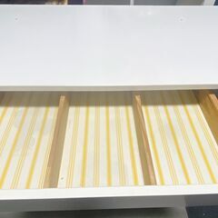 M203  IKEA ドレッサーのテーブルのみ　 ホワイトの画像