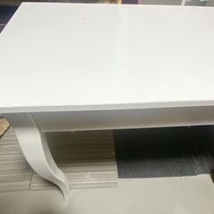 M203  IKEA ドレッサーのテーブルのみ　 ホワイトの画像