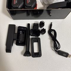 車載用 ハイパワー 充電式 ハンディクリーナー コードレス 強力吸引 車内清掃の画像