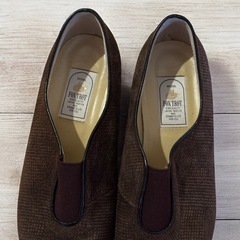 FOXTROT フォックストロット パンプス 23.5 EEE ブラウンの画像
