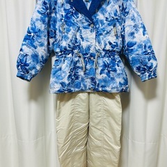 latignes スキーウェア　オーバーオールセットの画像