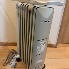 【専用トップハンガー付】DeLonghi オイルヒーター JR0812-BRの画像