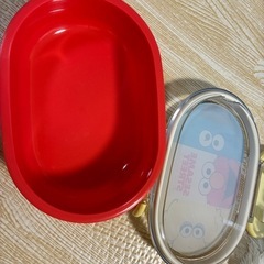 お弁当箱の画像