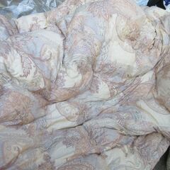 西川　NISHIKAWA 高級かいまき羽毛布団　ダウン93％　驚きの軽さ　肩まであったかい♡ベージュの画像