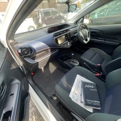 トヨタ　アクア　S  モデリスタエアロの画像