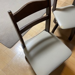 ダイニングテーブル　チェア2脚の画像