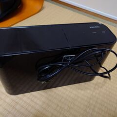 問い合わせ多いので一旦募集停止します。　TOSHIBA お掃除ロボ  VC-RVD1(R) ダストステーション付の画像