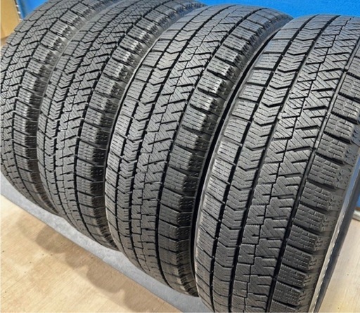 スタッドレスタイヤ 165/55/R15