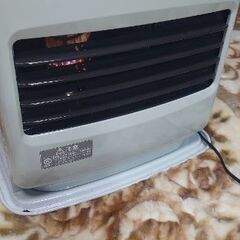 『使用感の感じられない✨超美品✨』CORONA 石油ファンヒーター FH-G3224E4- ホワイト✨ 2024年製✨の画像