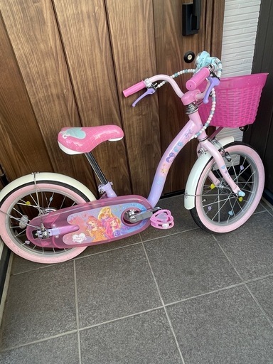 自転車16インチ　プリンセス　美品　補助輪付き