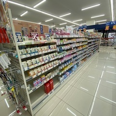 業務用　ゴンドラ什器　陳列什器　陳列棚　棚受け棚板込みの画像