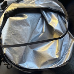 新型プリウス サンシェードの画像