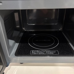【美品・2ヶ月使用】25年製Confee 電子レンジ CF-EM202-BK／20L／動作良好／引き取り希望の画像