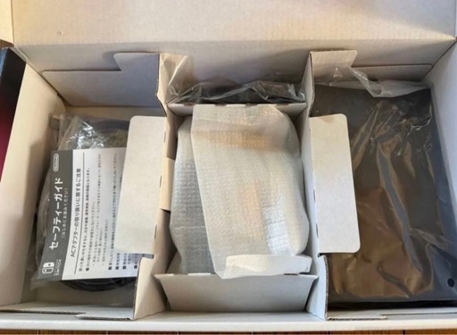【引き取り早い人にお譲りします】美品　任天堂 Switch