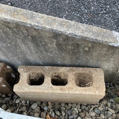 【お取引確定致しました】コンクリートブロック　庭石 の画像