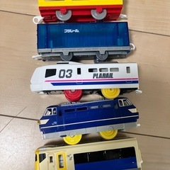 走る！プラレールの画像