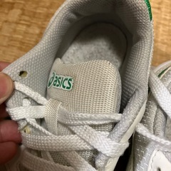 asics 23.5の画像