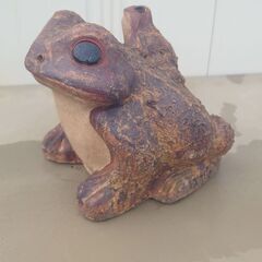 親子蛙　信楽焼 蛙（子1匹） 陶器　置物 カエル　アンティーク　骨董の画像