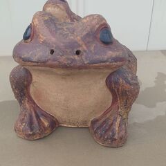 親子蛙　信楽焼 蛙（子1匹） 陶器　置物 カエル　アンティーク　骨董の画像