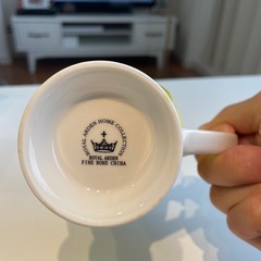 【Royal Arden／ロイヤルアーデン】ボーンチャイナ マグカップ（美品）の画像