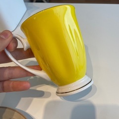 【Royal Arden／ロイヤルアーデン】ボーンチャイナ マグカップ（美品）の画像