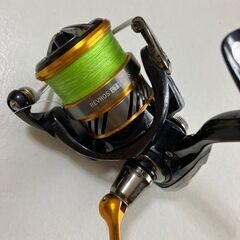 リール2個　エギングロッド1本の画像