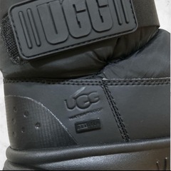 UGG アグ　防寒ブーツ ヨセ パフ 黒 22.5 高機能 スノーブーツの画像