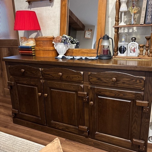 ヴィンテージ なキャビネット