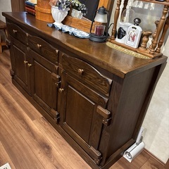 ヴィンテージ なキャビネットの画像