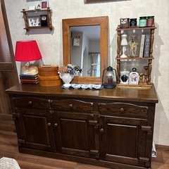 ヴィンテージ なキャビネットの画像