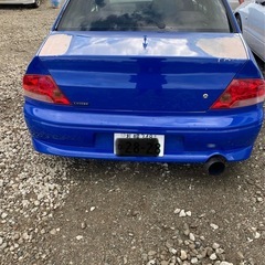 三菱ランサの画像