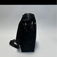 u12【美品】プラダ　三角ロゴ　ナイロン　レザー　ブラック　ショルダーバッグ.の画像