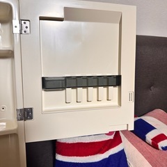 ミラーキャビネットの画像