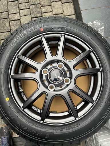 スタッドレス　新品　軽自動車　155 65 14インチ