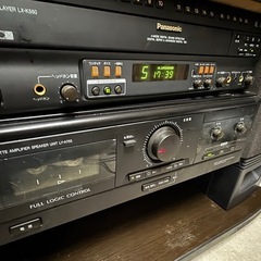 最終値引き！⭐︎超絶お買い得⭐︎ディスク33枚付き⭐︎パナソニック製カラオケシステム⭐︎モニターTVセット
の画像