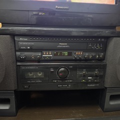 最終値引き！⭐︎超絶お買い得⭐︎ディスク33枚付き⭐︎パナソニック製カラオケシステム⭐︎モニターTVセット
の画像
