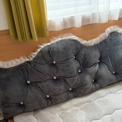 《美品》ベッド背もたれクッションの画像