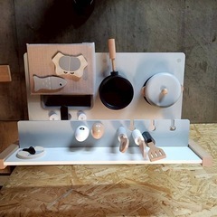 木製おままごとキッチンセット✨美品／付属品あり／引き取り限定（白石区）の画像