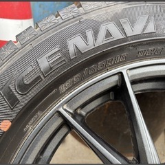 スタッドレスタイヤ4本 65R16 PCD
100の画像