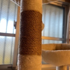 【無料】キャットタワー（白）の画像