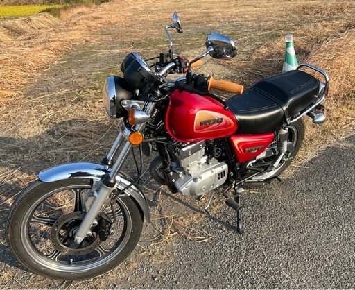 スズキ　GN125-3F