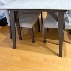 ダイニングテーブルセットの画像